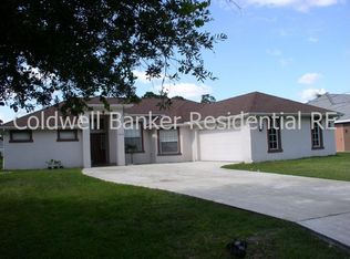 1943 SW Notre Dame Ave, Port Saint Lucie, FL 34953