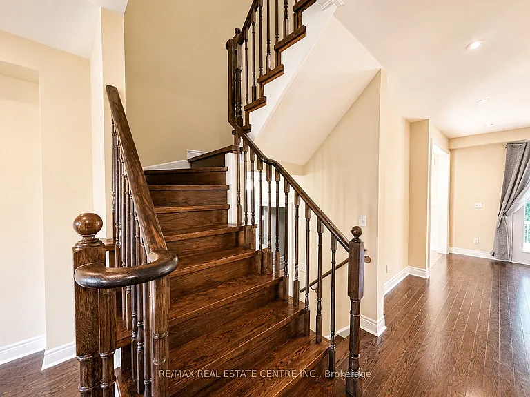 2491 Postmaster Dr — Photo 13