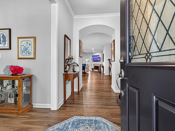 3rd image of 1101 Little Shoals Rd