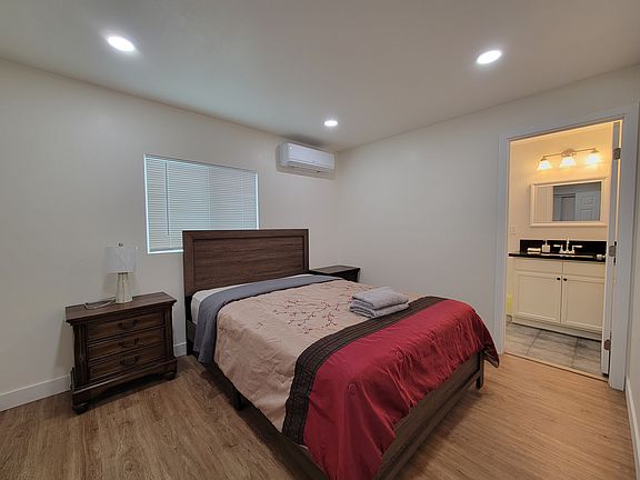4th image of 2060 E Cienega Ave #B