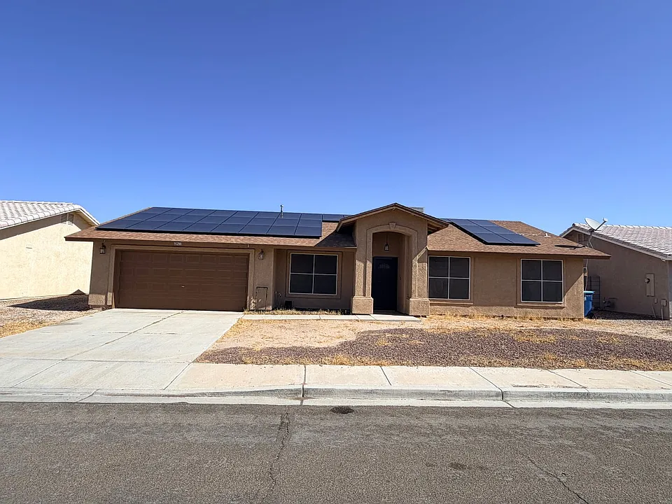 11290 E 24th Pl