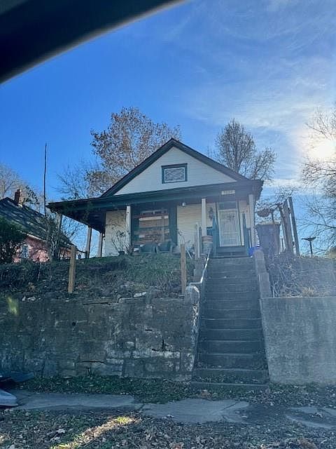 1st image of 5809 E 11th St