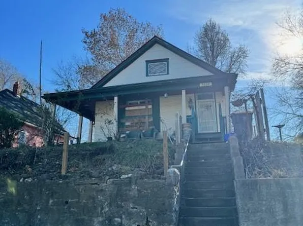 5809 E 11th St, Kansas City, MO 64126