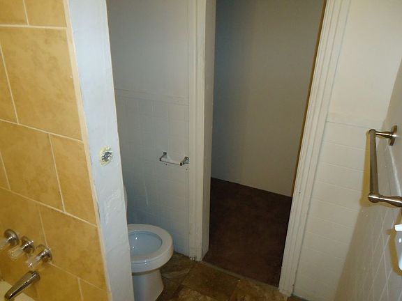 4th image of 617 N 18th St