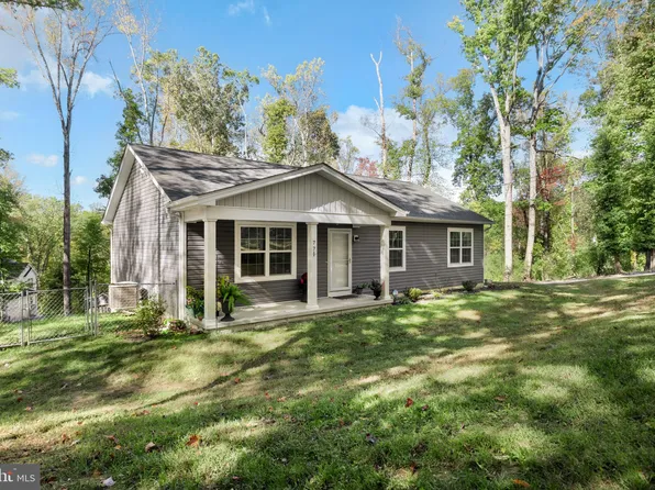 77 Wayne Ct, Harpers Ferry, WV 25425