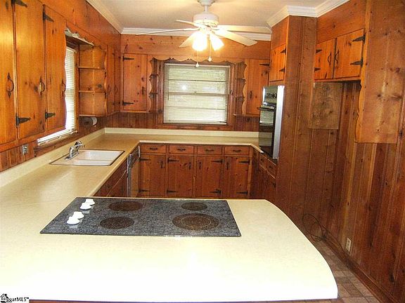 5th image of 310 Berea Dr