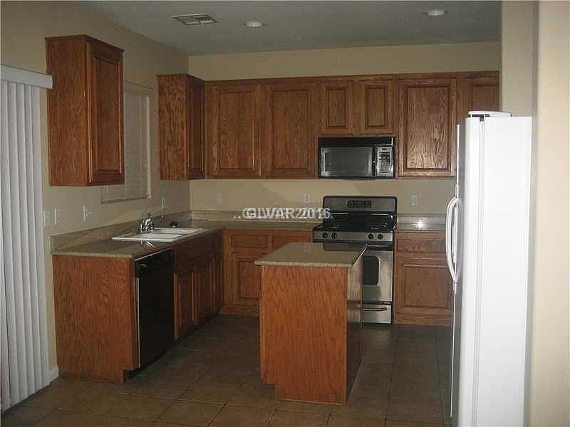 2nd image of 4024 Yellow Mandarin Ave