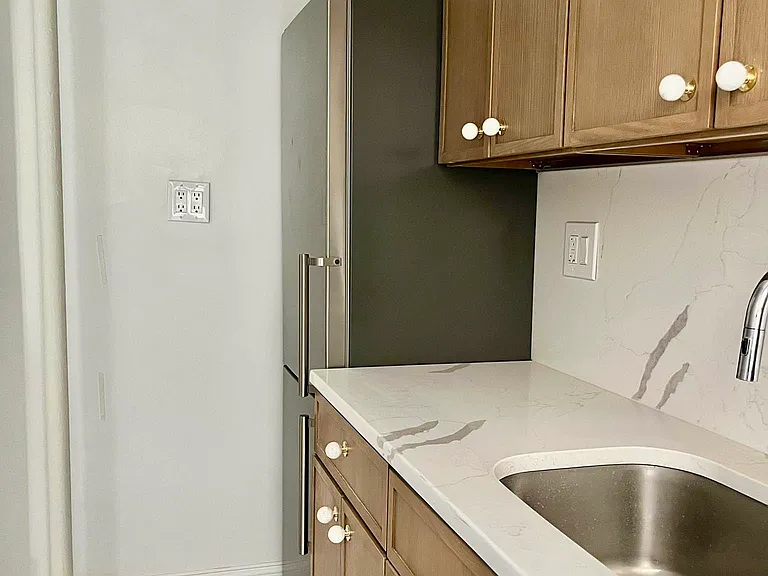 95 Park Ter E #1A — Photo 5