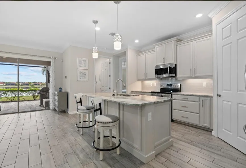 3 bed, 1832 sqft, $4,800 — Photo 4