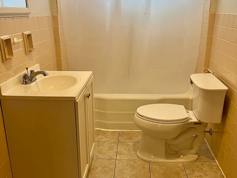 625 Pleasant Ave #2 — Photo 11