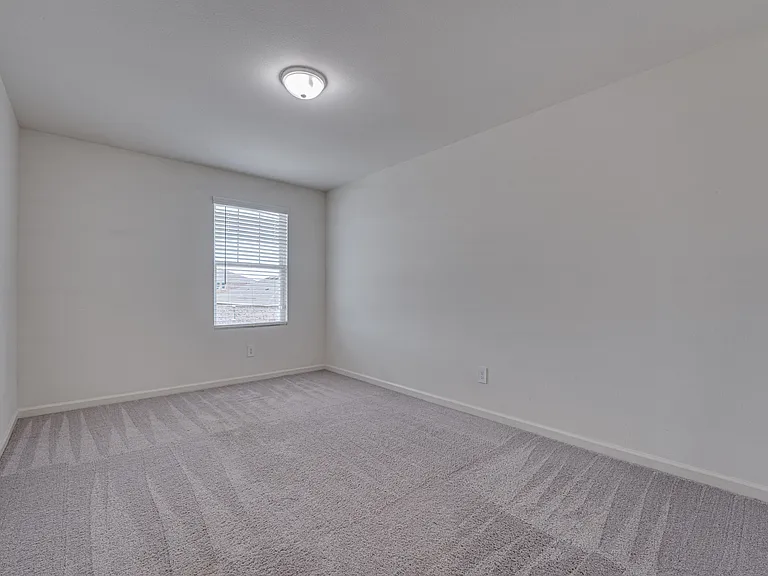 767 Camden Dr — Photo 19