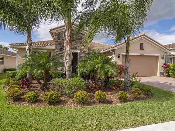 3rd image of 10157 SW Cypress Wood Ct