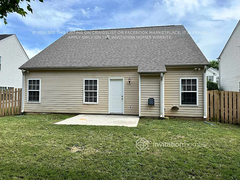 8806 Laurel Run Dr — Photo 17