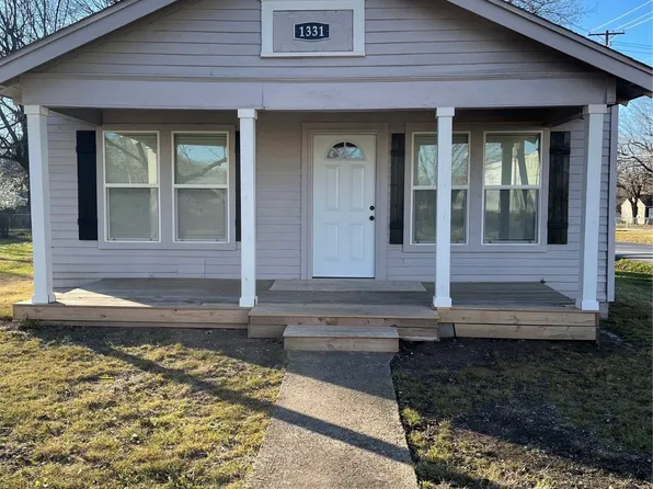 1331 Maple St, Muskogee, OK 74403