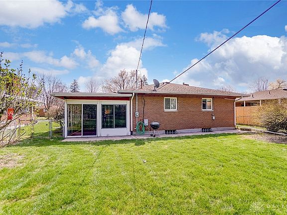 2nd image of 3429 Kingswood Dr