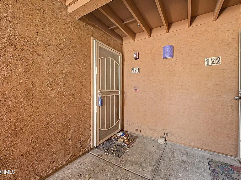 4704 E Paradise Village Pkwy N #121 — Photo 2