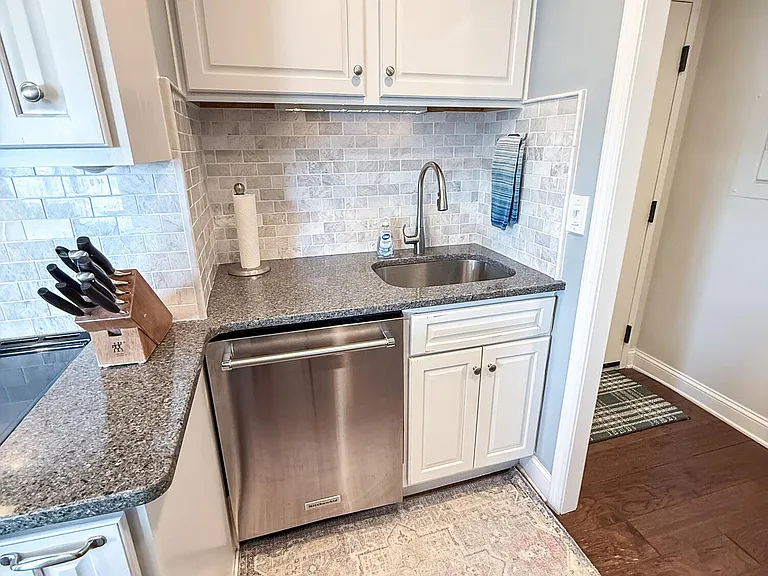 1 21st Ave #3G — Photo 8