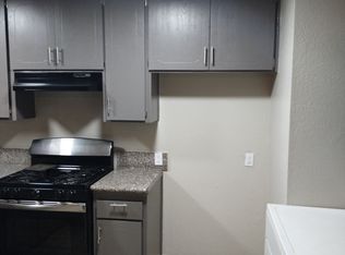 187 W 3rd St, Rialto, CA 92376