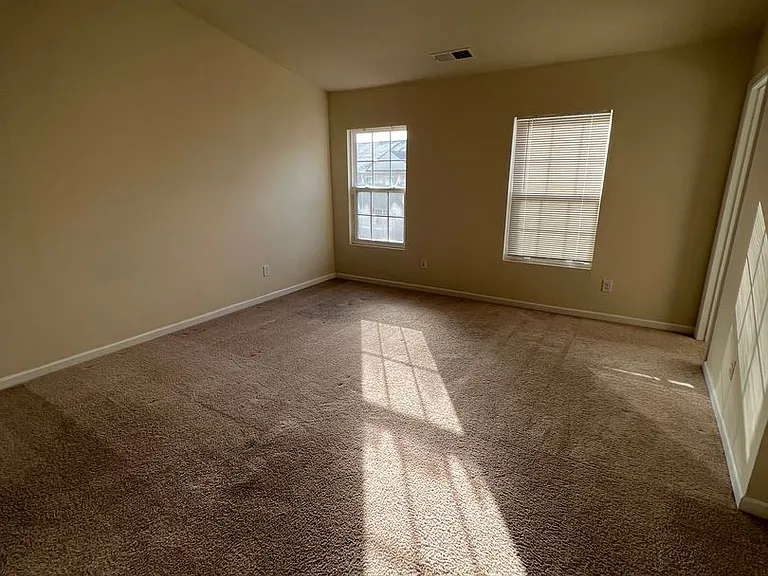 416 Oconner Blvd — Photo 17