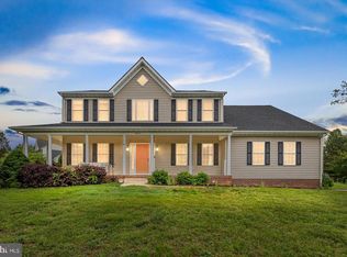 6025 Waterman Dr, Fredericksburg, VA 22407