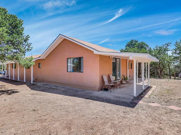 14 Lucas Rd, Edgewood, NM 87015