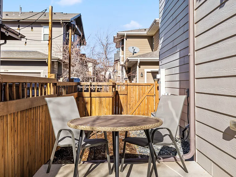 3358 Valentia St — Photo 27