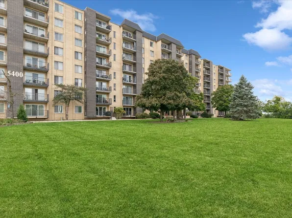 5400 Walnut Ave Unit 206, Downers Grove, IL 60515