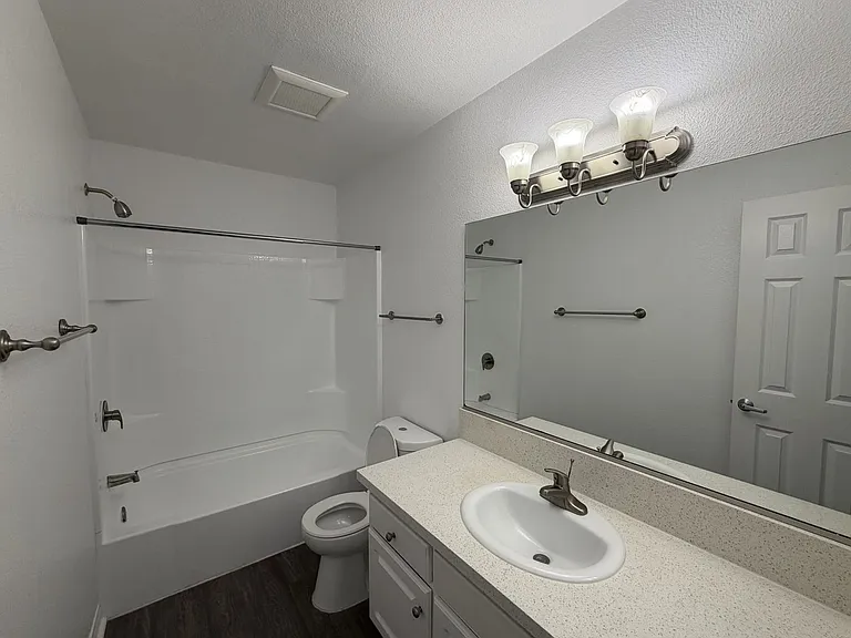 Tierra Palms Apartment Homes — Photo 112