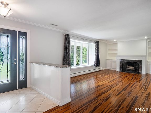 2nd image of 11 Bradfield Drive
