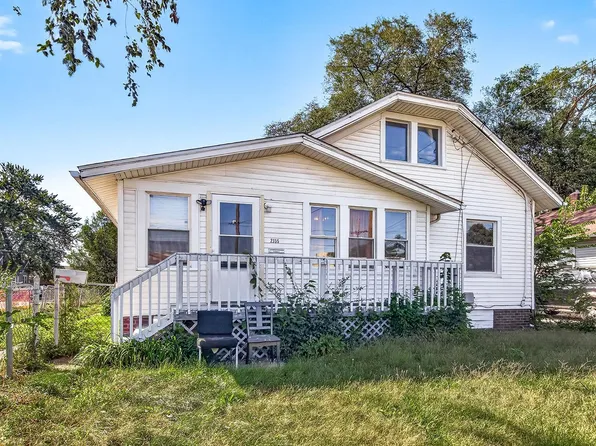 2335 11th St, Rockford, IL 61104