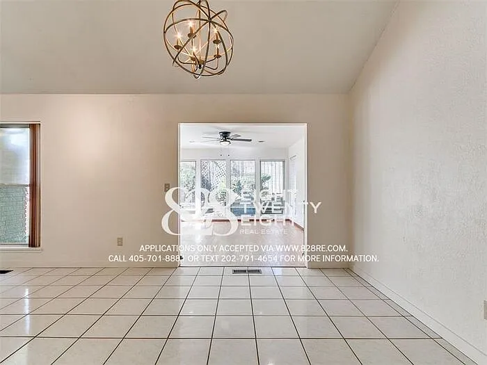 10429 Bayberry Dr — Photo 5