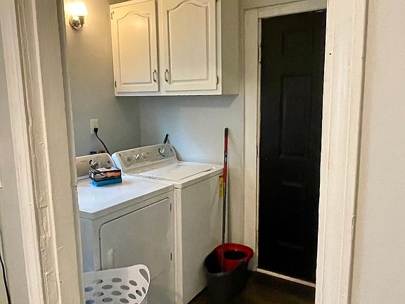 Main Floor Laundry