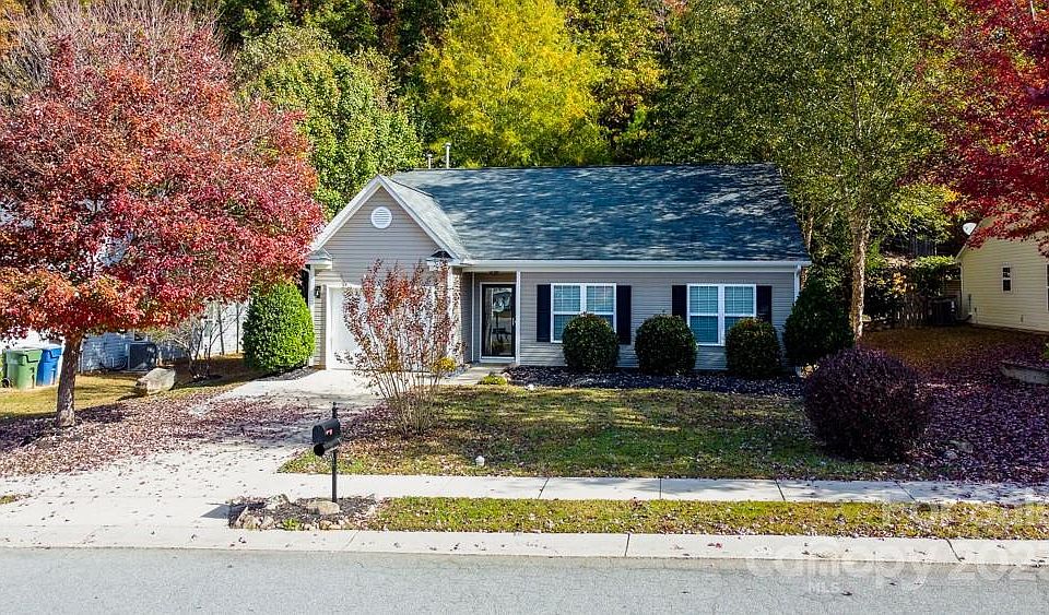 1st image of 69 Ashton Bluff Cir
