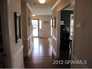 5th image of 340 Primrose Ln