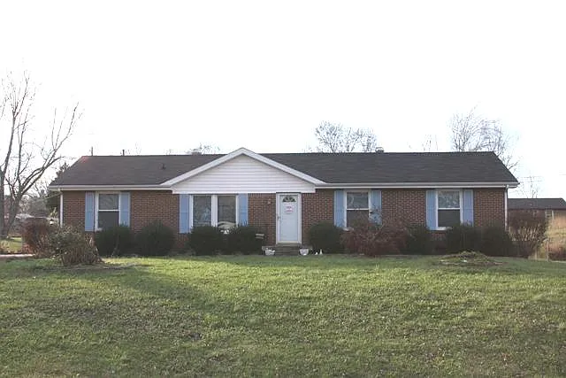 215 Jordan Rd photo 1