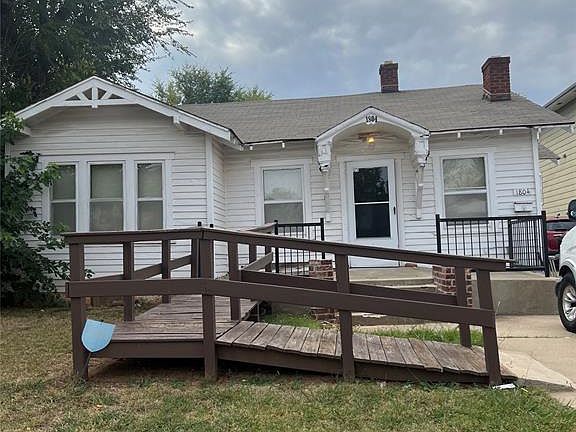 3rd image of 1804 NW 39th St #15