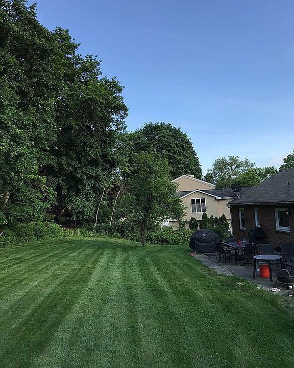2nd image of 86 Cleveland Dr