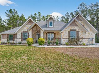 15516 Forest Grove Dr, Willis, TX 77378