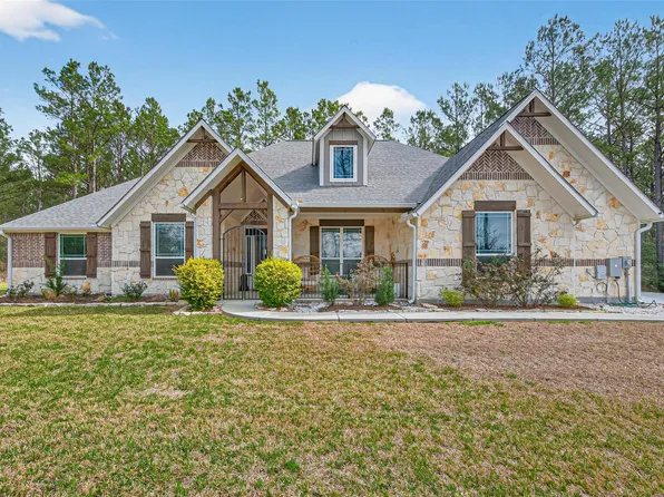 15516 Forest Grove Dr, Willis, TX 77378