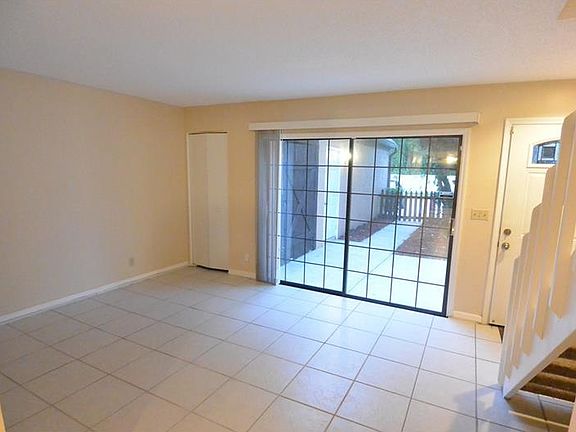 4th image of 16081 Dawnview Dr