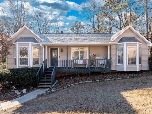 111 Cahaba Forest Dr, Trussville, AL 35173