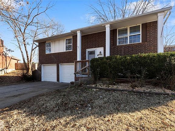 2nd image of 16525 E 35th Ct S
