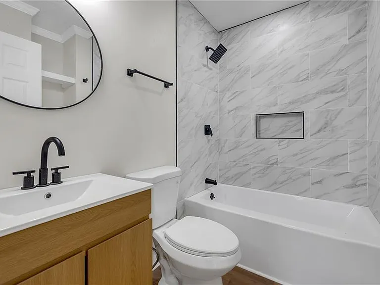 2060 Baker Rd NW — Photo 7