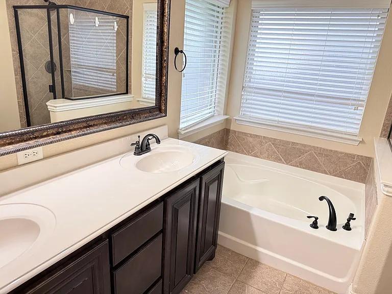 1114 Haskell Dr — Photo 19