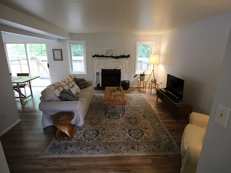 2230 Daybreak Ct — Photo 15