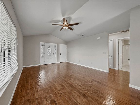 3rd image of 3483 Beach St