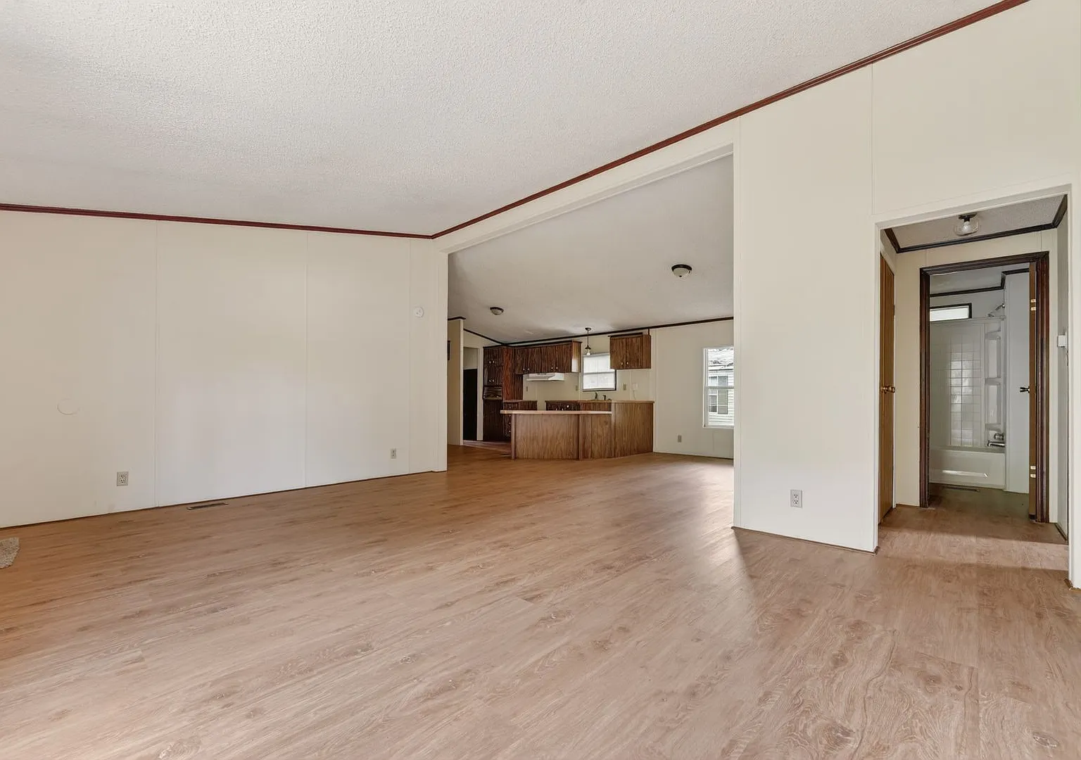 1303 Money St Lot 14 — Photo 4