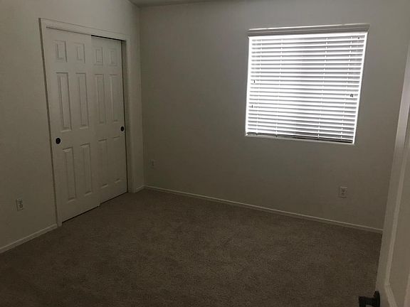 5th image of 7146 S Oakbank Dr
