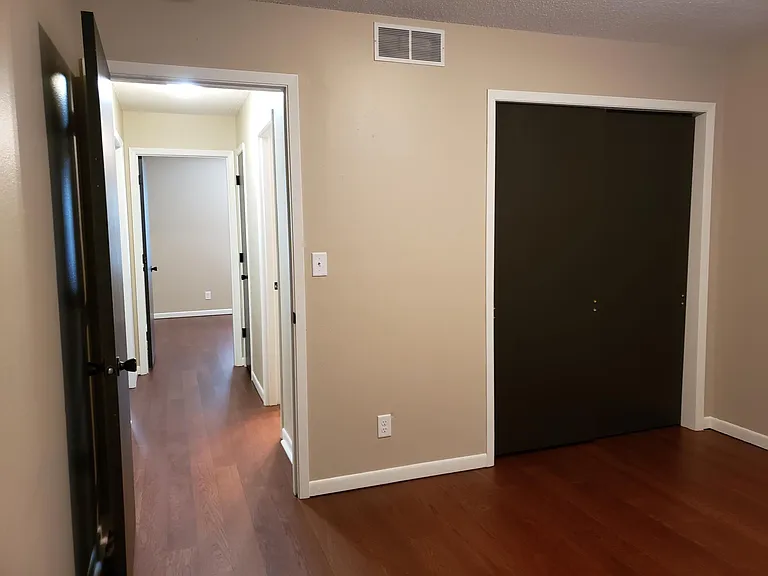 1521 N Dakota Ave #1 — Photo 6