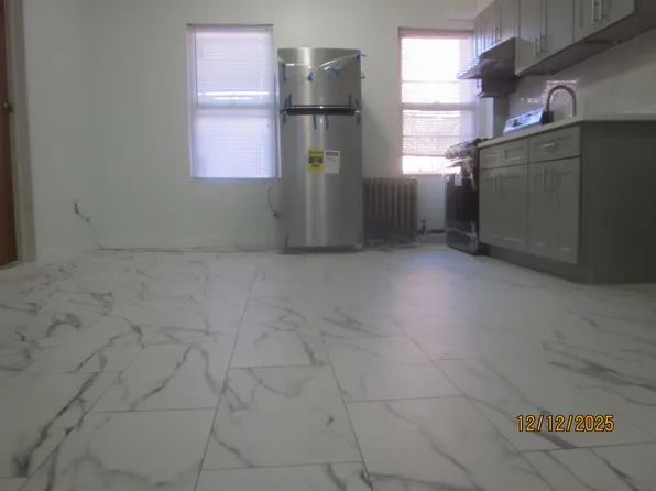 405 South 5th Street image 1 of 13